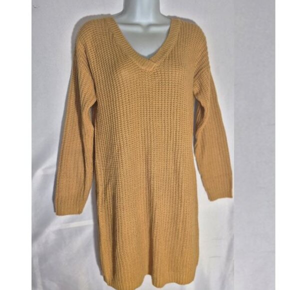 NO COMMENT sweater dress/long sweater, Gold knit in size Medium - Picture 1 of 16
